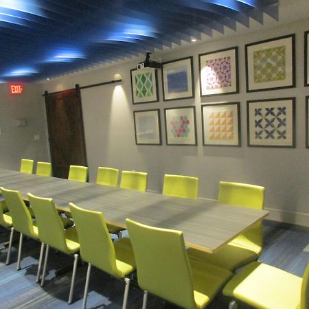 Holiday Inn Express O'Neill By Ihg Екстериор снимка