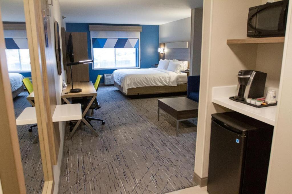 Holiday Inn Express O'Neill By Ihg Екстериор снимка
