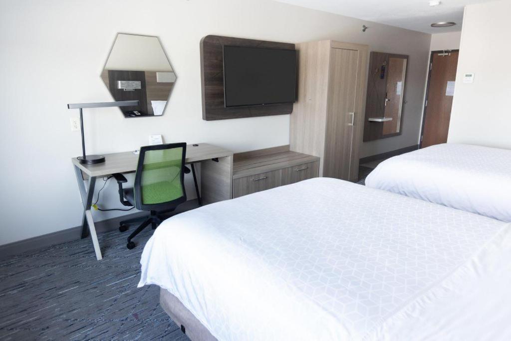 Holiday Inn Express O'Neill By Ihg Екстериор снимка